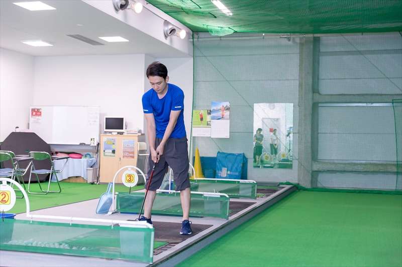 東京でおすすめの安いシミュレーションゴルフをお探しならゴルフスタジオMへ（打ち放題60分1,200円から）東京都葛飾区にあるゴルフ練習場